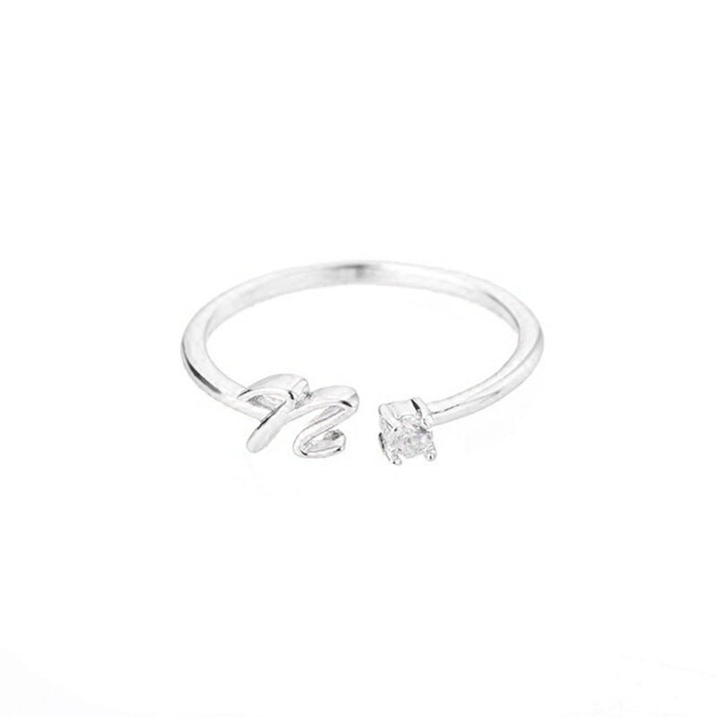 Valentia – Anillo con letra y circonita brillante