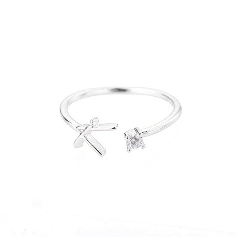 Valentia – Anillo con letra y circonita brillante