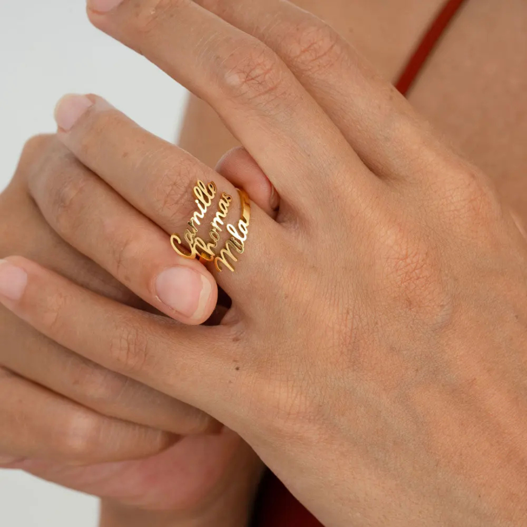 Anillo con nombre personalizado