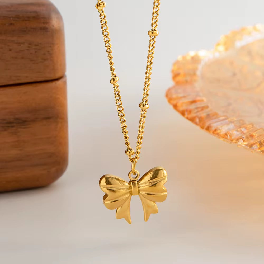 Collar Douce Noeud