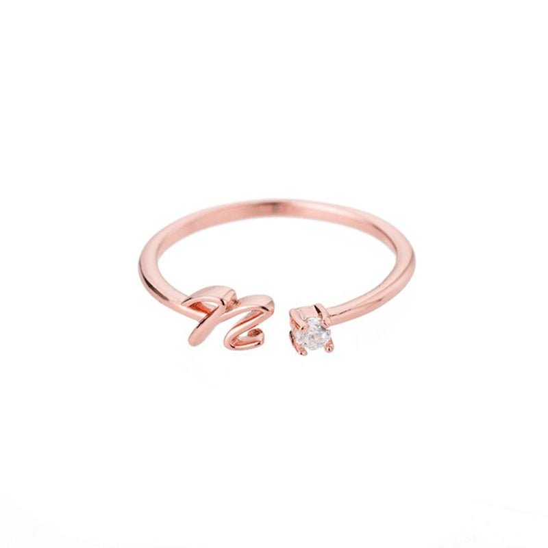 Valentia – Anillo con letra y circonita brillante