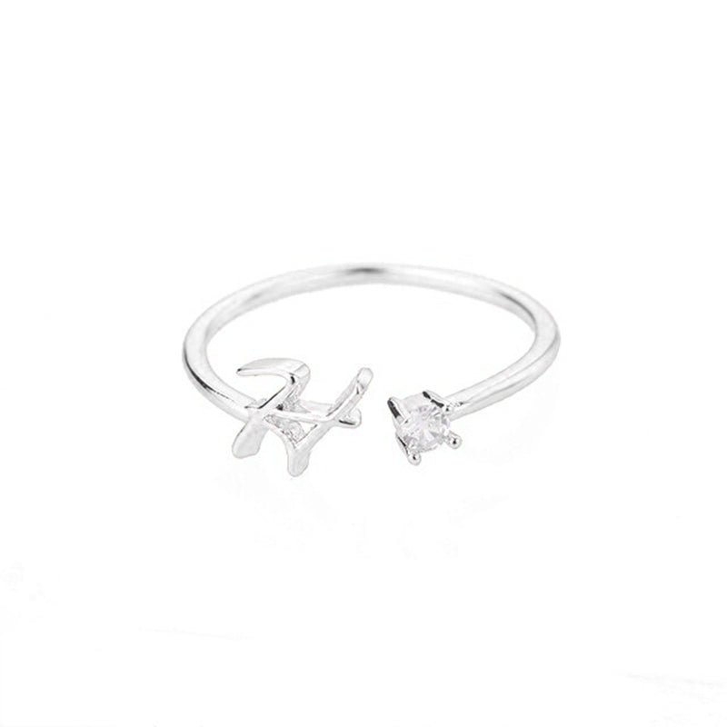 Valentia – Anillo con letra y circonita brillante